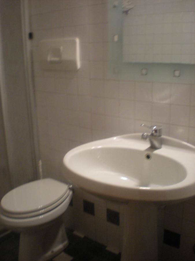 Hotel Roma Бусоленго Стая снимка